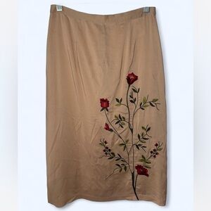 Dolce & Gabbana nude mini pencil skirt with red floral rose embroidery